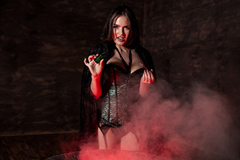 Brazzers Exxtra / Brazzers - Krissy Lynn, Stirling Cooper MILF Witches: Part 2 / 27.10.2019