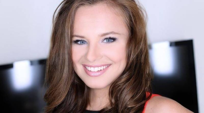 New Annalynn Grace Gives Head Fucks and Swallows in Her First Video (14-11-2023) Hardcore  Pov  Firsttime  Brunette  ILUVY  doodstream.com  streamvid.net