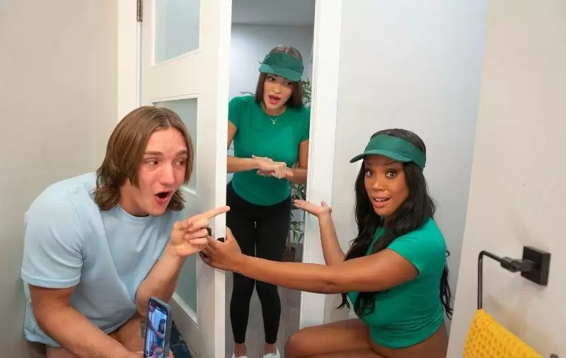 New  August Skye Running Late (08-02-2025) Hardcore  Milf  Bigtits  Roleplay  ILUVY  bigwarp.io  lulustream.com