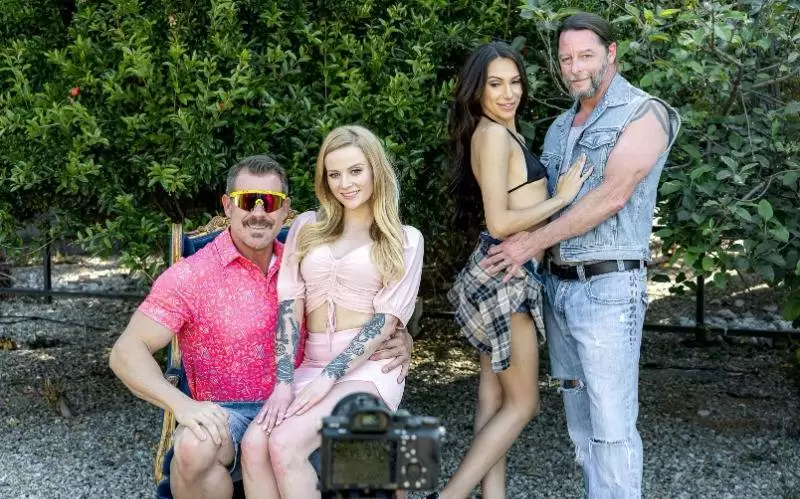 New  Hime Marie  Paris White You Take Mine I Wll Take Yours Father Day Photoshoot Turns into Fuckfest (12-06-2025) Hardcore  Roleplay  Family  Foursome  Swappz  ILUVY  lulustream.com  bigwarp.io