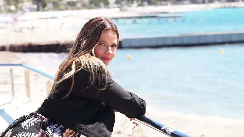 New  Jacquie Et Michel TV Alicia 32 Years Old, Ready To Wear Saleswoman In Nîmes (06-06-2024) Hardcore  Blonde  Threesome  French  ILUVY  doodstream.com  amdahost.com