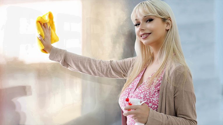 TeamSkeet / Can’t Get you Off of My Mind / 10.07.2022